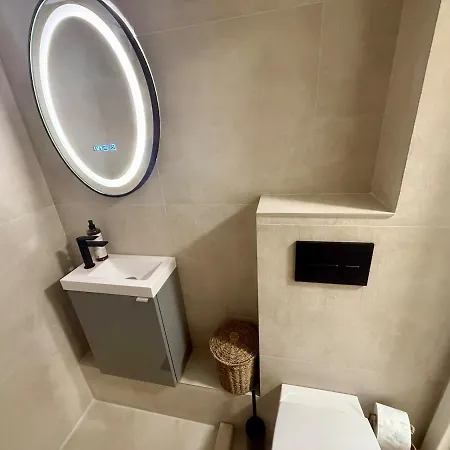 Seaside Demisol Daire