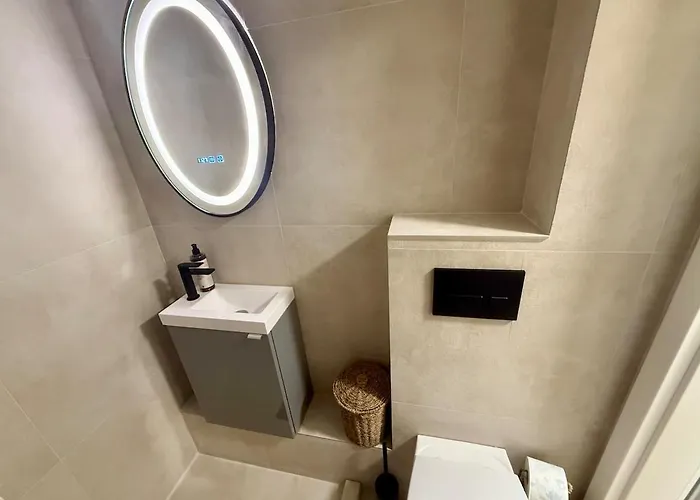 Seaside Demisol דירה