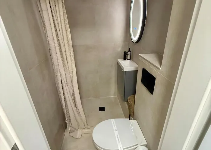 Seaside Demisol דירה *